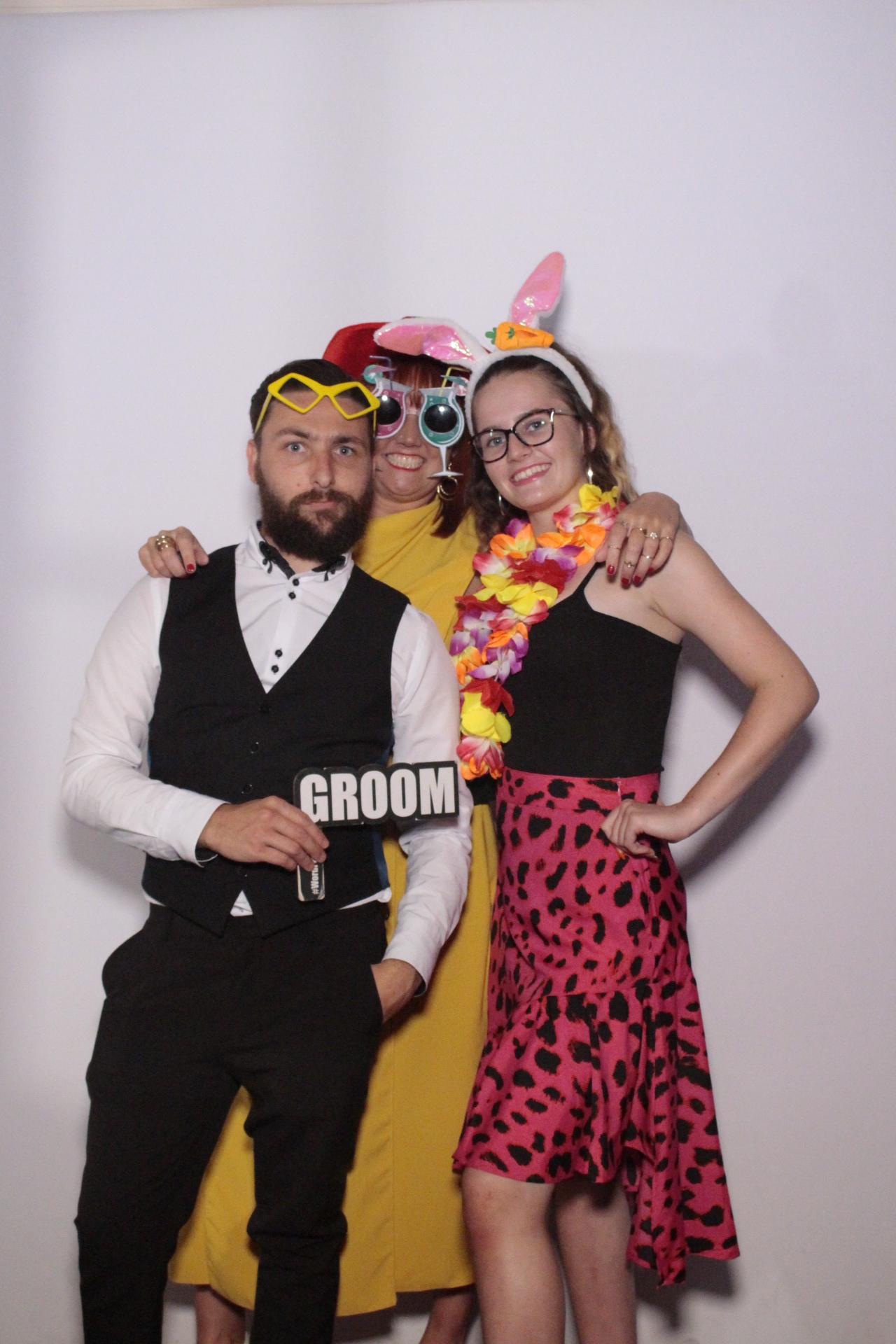 Gemma & Scott's Wedding | View more photos from the event at gallery.myphotoboothexperience.co.uk/u/MyPhotoBoothExperienceLtd/Gemma-Scotts-Wedding